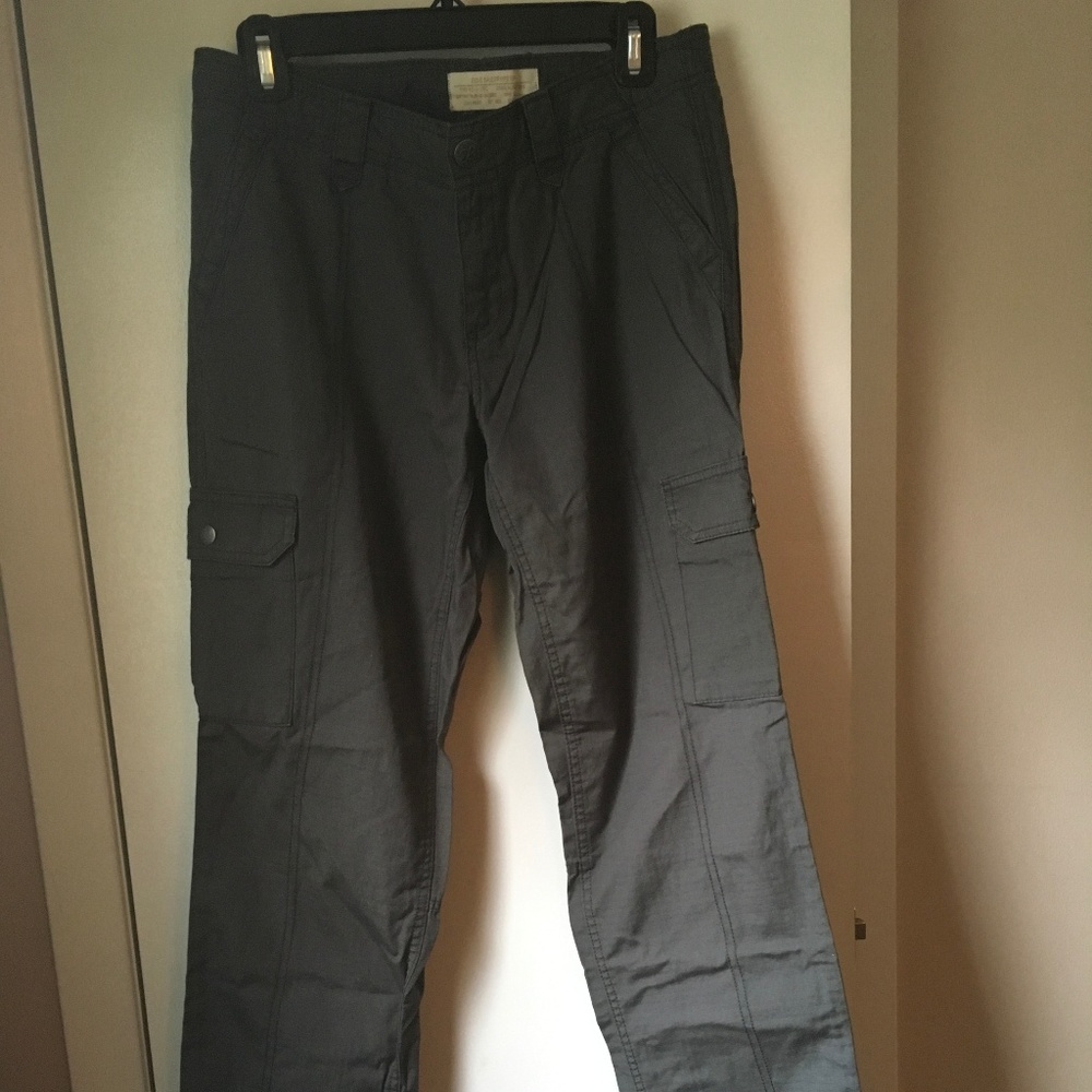 Eddie Bauer charcoal "Ripstop" cargo pants, size 4